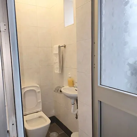 57 Holiday home *